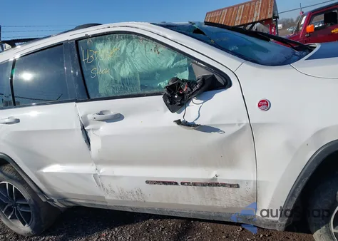 2020 Jeep Grand Cherokee Trailhawk 4X4 from USA, damaged, VIN 1C4RJFLG1LC272396